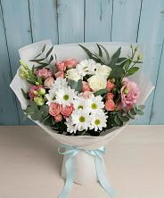 Букет цветов из:  Розы, Лизиантусы и Хризантемы в Кондрово