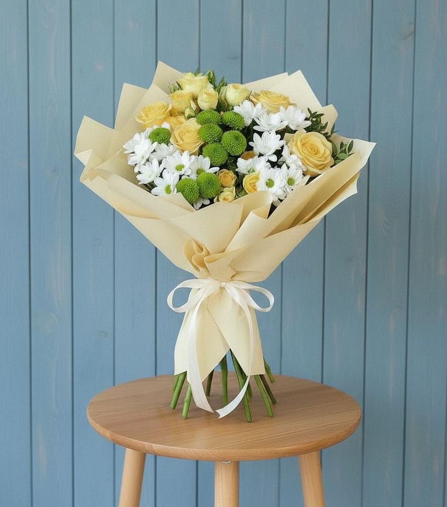 Букет цветов из: Хризантемы и Розы в Кондрово