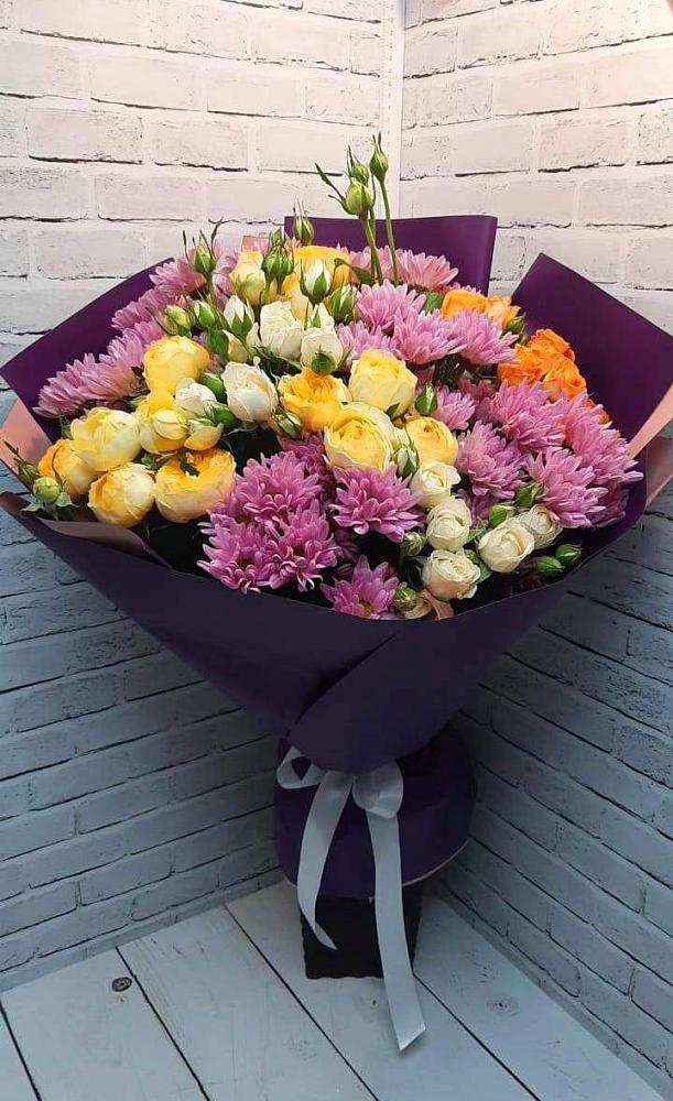 Букет цветов из: Хризантемы и Розы в Кондрово
