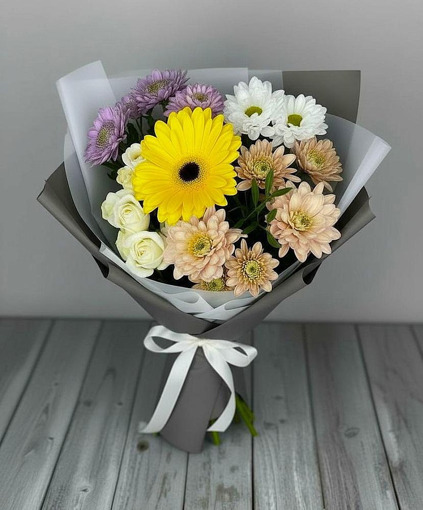 Букет цветов из: Розы, Герберы и Хризантемы в Кондрово