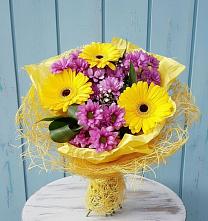 Букет цветов из:  Хризантемы и Герберы #REPLACE_PRED# Кондрово