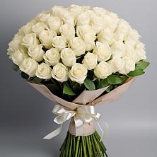 Букет 101 беля роза Белоснежка в Кондрово