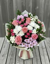 Букет цветов из:  Альстромерии, Гвоздики, Розы и Хризантемы в Кондрово