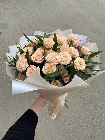 Букет Кремовые розы Латте в Кондрово