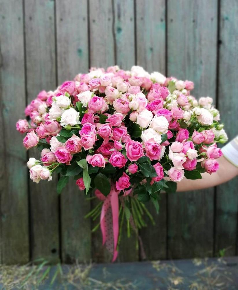 Букет Розовые кустовые розы Натали и Лав Лидия в Кондрово